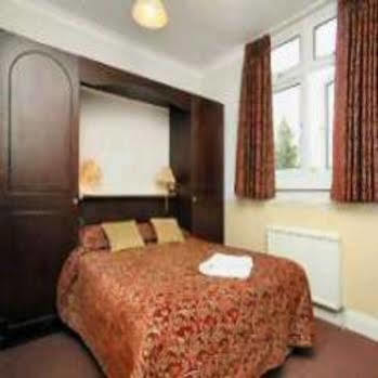 Skyways Hotel Slough Exterior foto